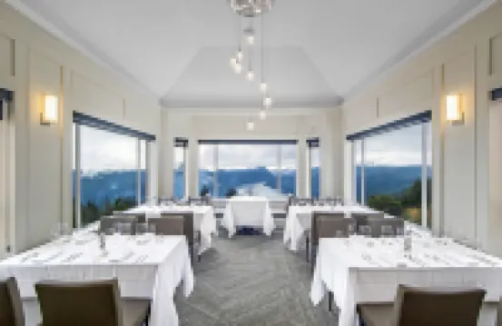 Villa Eyrie Resort