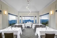 Villa Eyrie Resort Hotels in Sidney