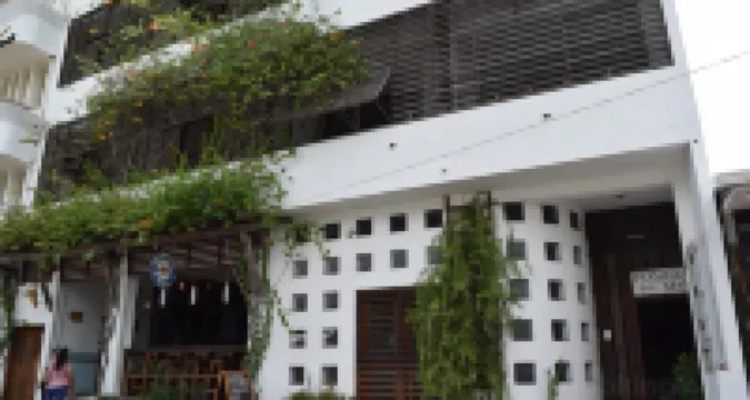 Posada del Mar Hotels near Charles Darwin Research Station