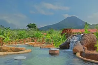 Volcano Lodge, Hotel & Thermal Experience - Hot Springs