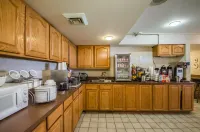 Super 8 by Wyndham Jasper Hotels in Jasper