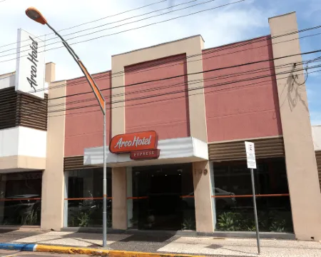 Pérola Verde Hotel Hotéis em Birigui