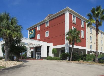 Quality Suites Lake Charles Downtown