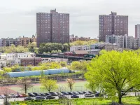 Umbrella Hotel Bronx Hotels near Harlem River Park