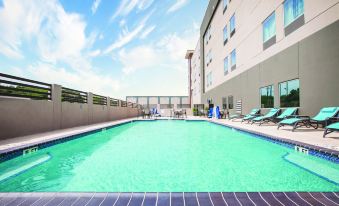 La Quinta Inn & Suites by Wyndham McAllen la Plaza Mall