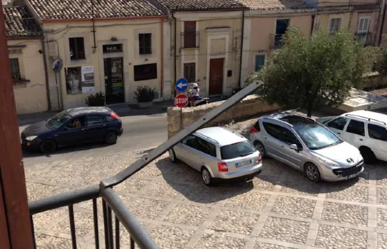 拉佩拉迪能都酒店