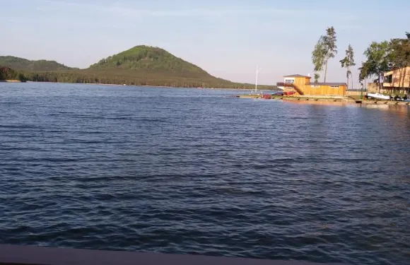 戴安娜馬克沃傑澤洛旅館