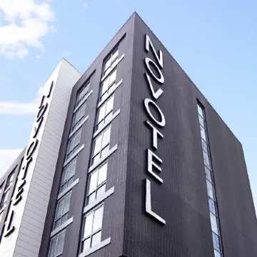Novotel London Brentford Отели рядом с достопримечательностью «Чизик Хаус энд Гарденс»