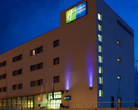 維託利亞智選假日酒店 阿拉瓦省酒店