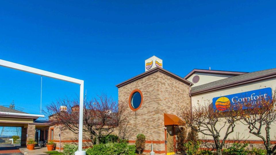 Comfort Inn & Suites