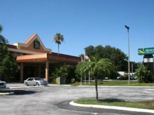 Quality Inn & Suites Tarpon Springs South