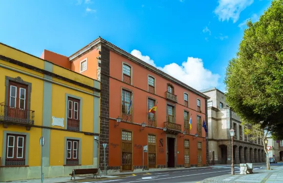 拉古納尼瓦利亞水療酒店