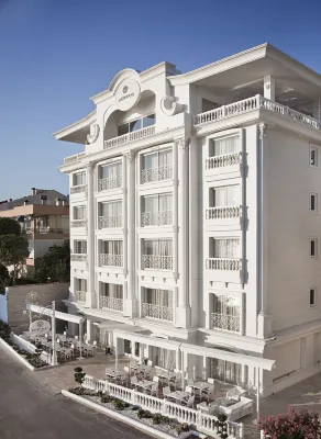 La Boutique Hotel & Suites