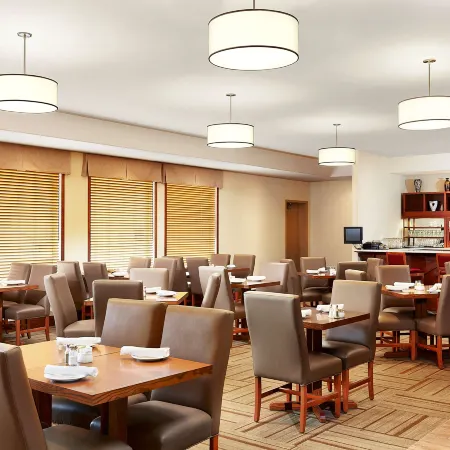 Four Points by Sheraton Saskatoon