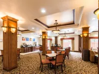 Baymont Inn & Suites by Wyndham Glen Rose Hotels in Somervell County