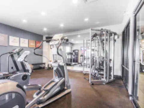 Comfort Suites Hotels in Kelowna