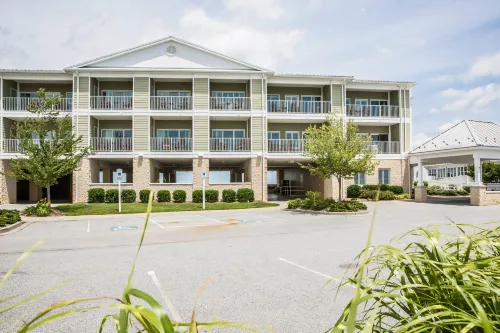 Island Inn & Suites, Ascend Hotel Collection