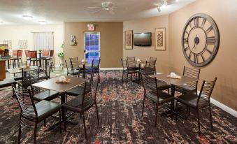 GrandStay Residential Suites Hotel - Eau Claire