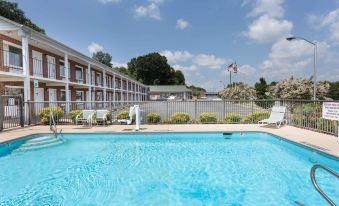 Hamilton Inn Jonesville I-77