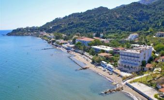 Paradise Beach Hotel