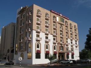 Hotel Golden Oasis