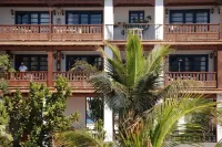 Nazaret Mansion Hotels near Hiperdino Express Santa Rosa