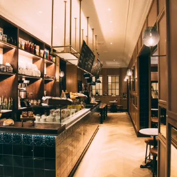 InterContinental Hotels EDINBURGH THE GEORGE by IHG Отели рядом с достопримечательностью «Эдинбург Олд Таун»