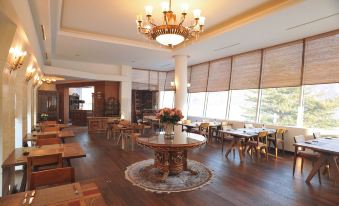 Club Inner Hotel & Resort