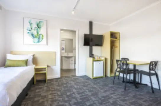 Nightcap at Hume Hotel Hotels in Bankstown