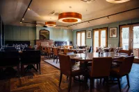 The White Hart Hotels in Harlington