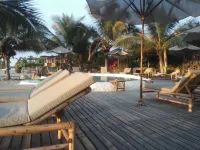 La Posada De Los Tumpis - piscina