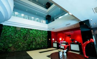 LAX Boutique Hotel