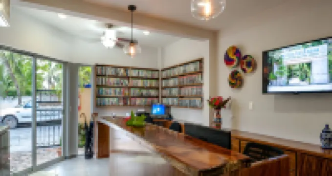 Abbey Del Sol - Beach-Steps Condos