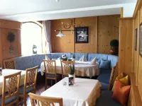 Hotel Medrazerhof - breakfast
