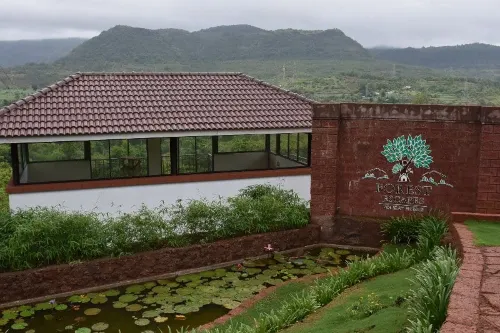 Forest Escapes Koyna
