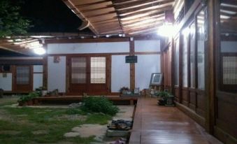 Huewon Hanok House Gyeongju