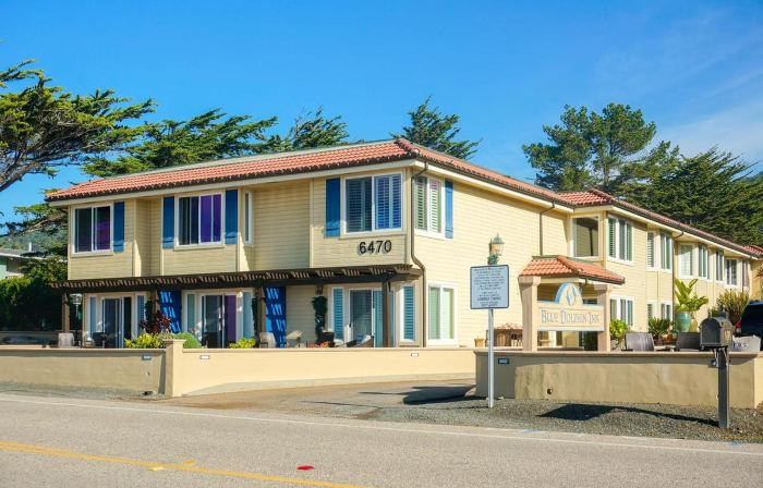Blue Dolphin Inn