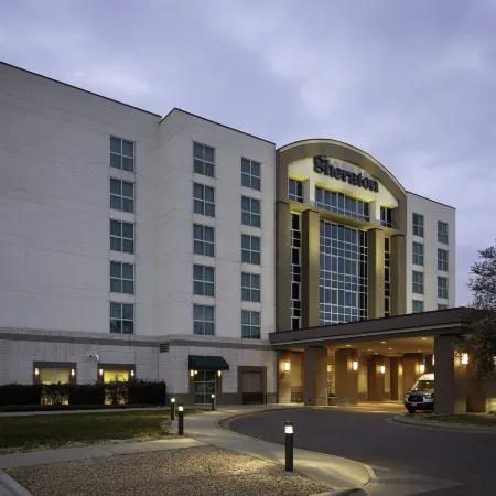 Sheraton Sioux Falls & Convention Center Отели в г. Су-Фолс