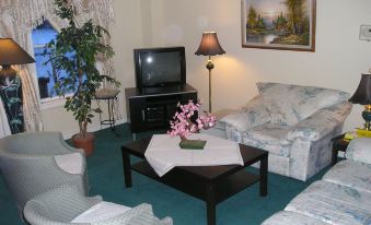 Susan's Villa - Housity