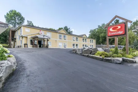 Econolodge Huntsville Отели в г. Port Sydney