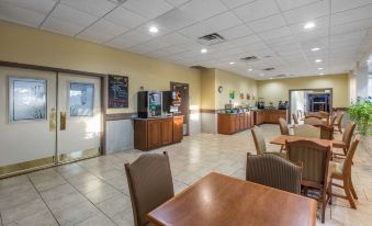 Quality Inn & Suites Conference Center Thomasville