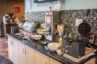 Comfort Suites New Bern Near Cherry Point - Morgenmad
