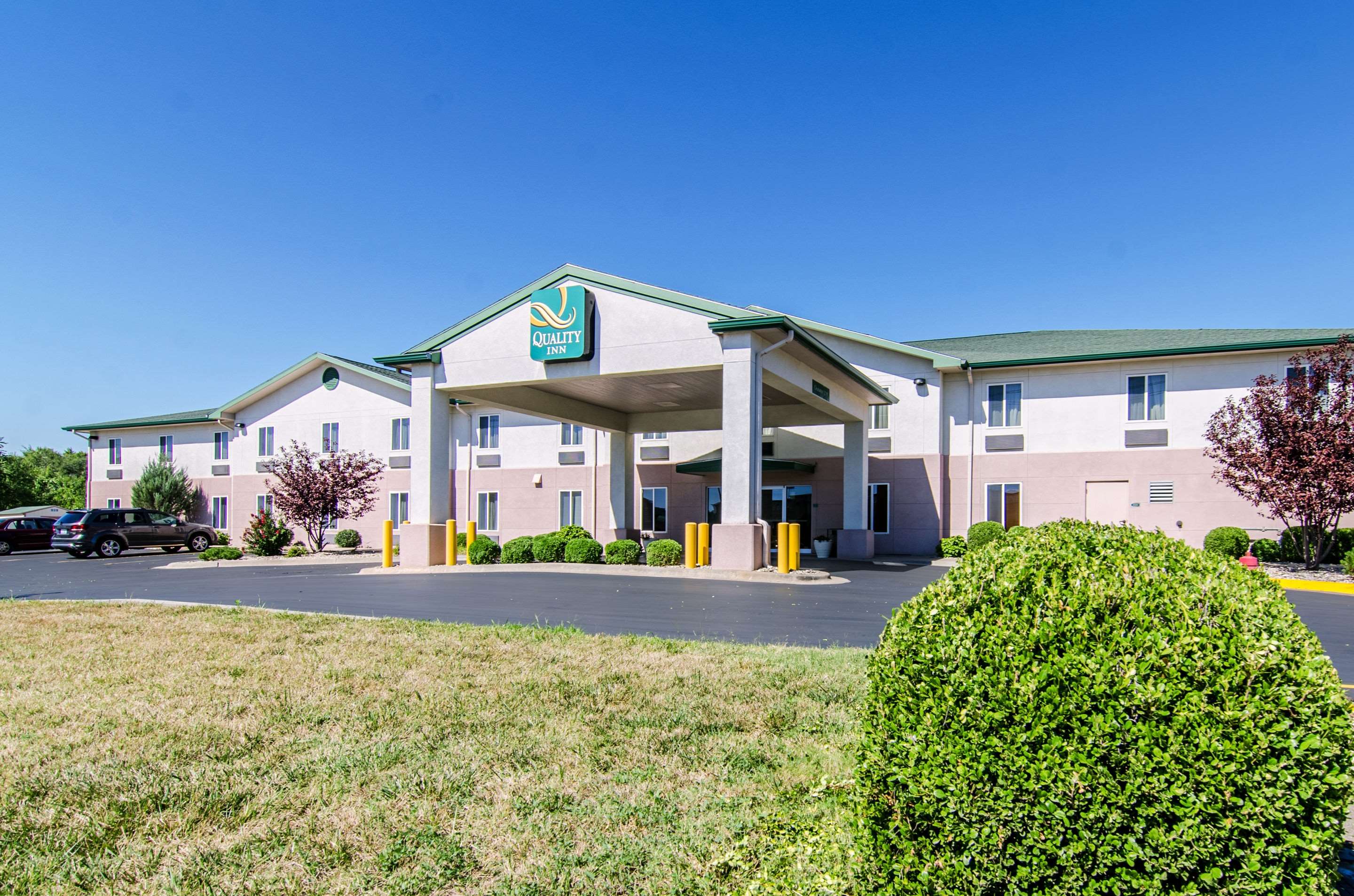 Quality Inn Junction City - Near Fort Riley