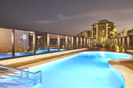 Radisson Hotel Barra Rio de Janeiro Отели рядом с достопримечательностью «Metropolitan»