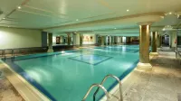 Leonardo Royal Hotel London City - Tower of London - Pools