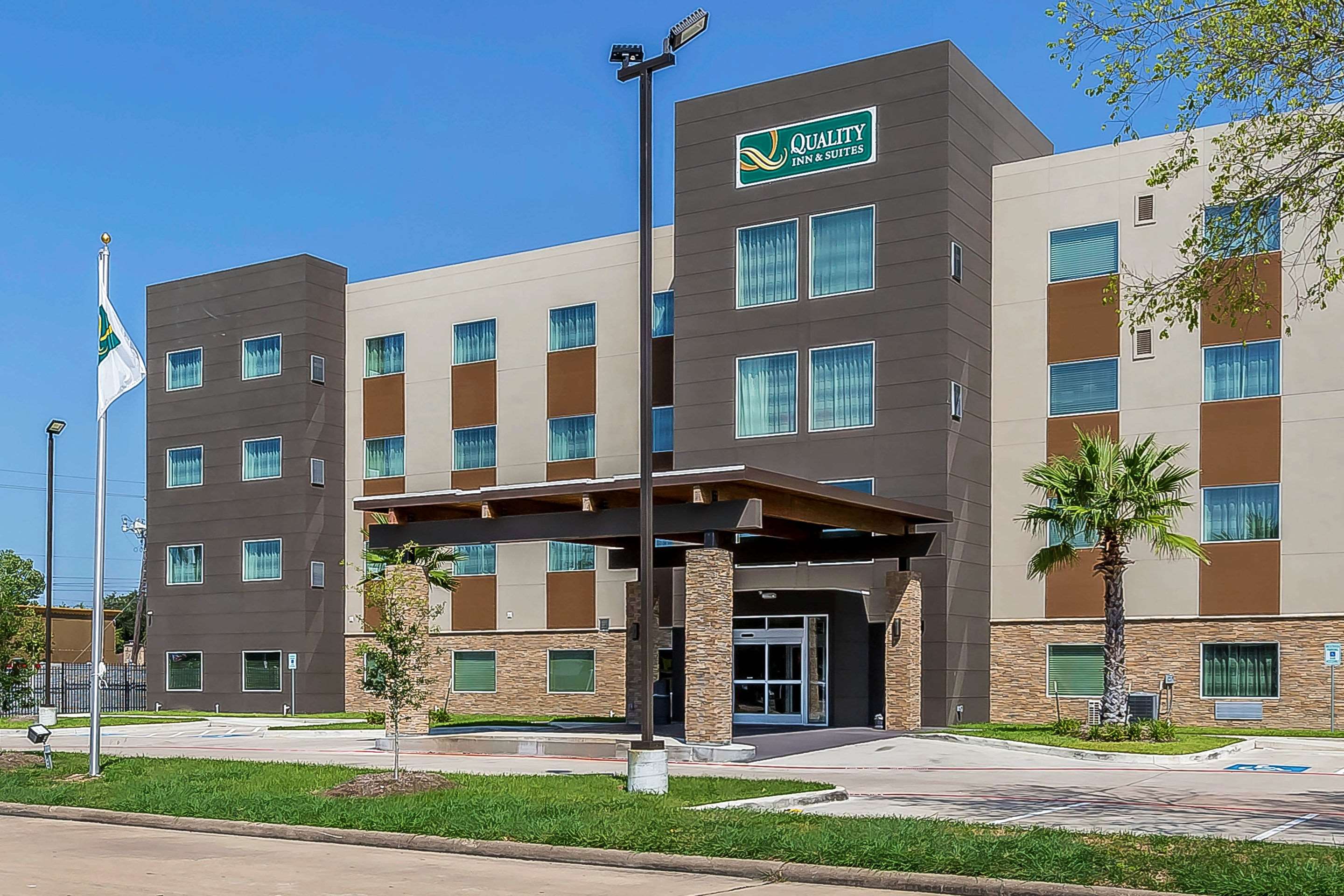 Best Western Plus Westheimer-Westchase Inn & Suites