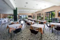 Hotel Athina Отели в г. Sami
