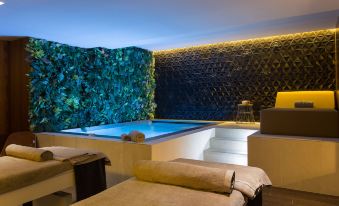 Don Carlos Residences