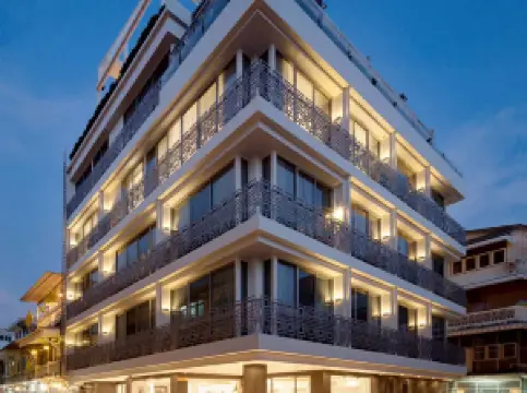 리바 아룬 백코크