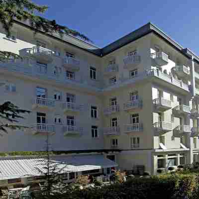 Brides les Bains Grand Hotel des Thermes Hotel Exterior